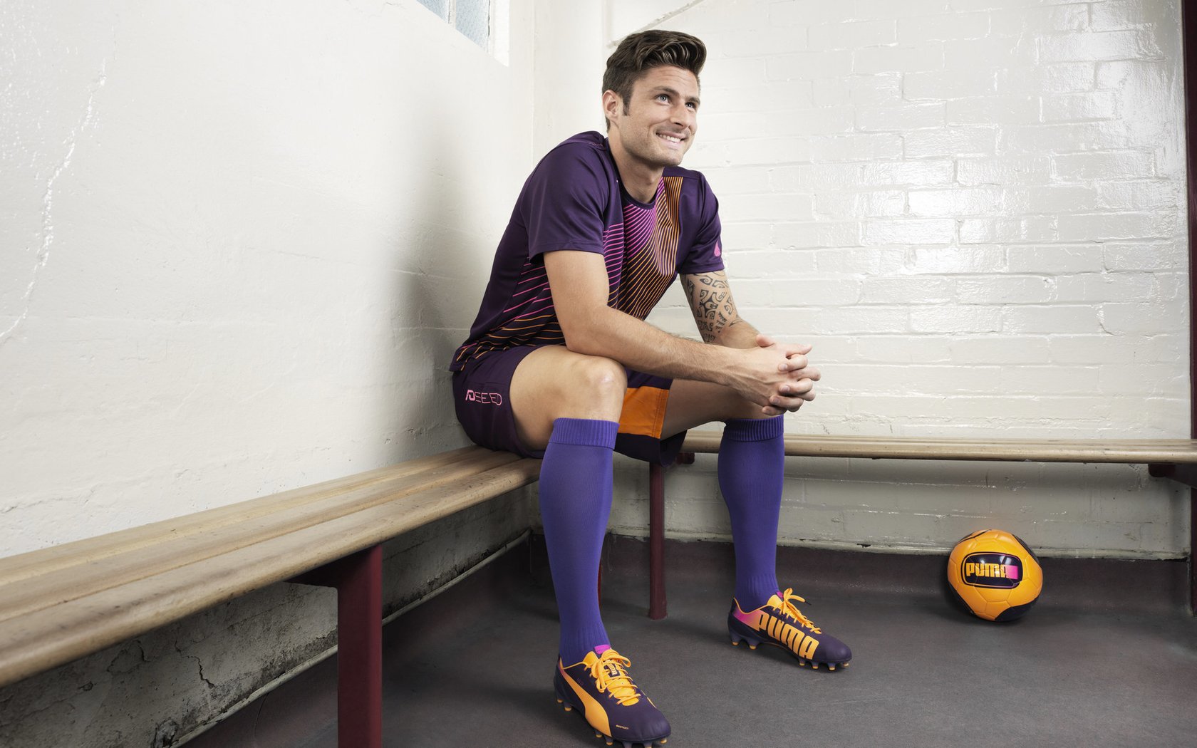 湖人签下自由球员，增强阵容深度，湖人还可以签约哪些中锋