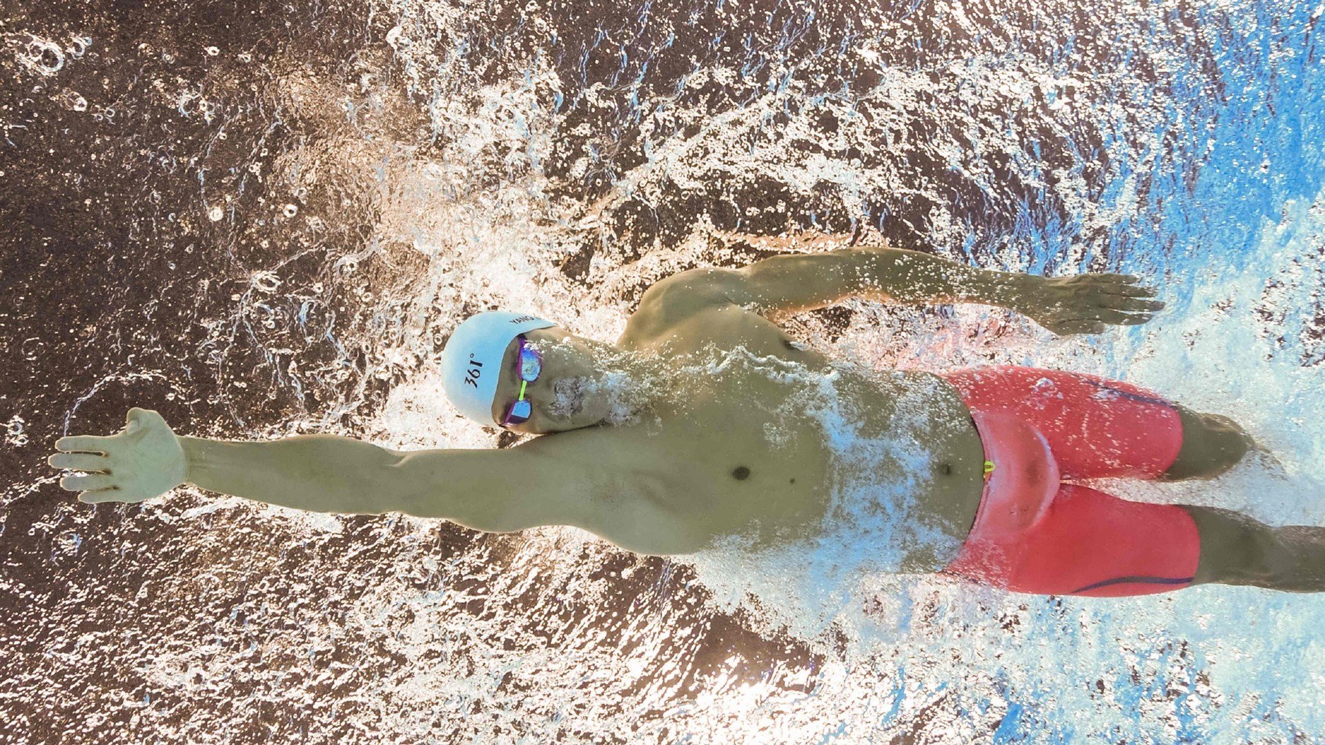 澳大利亚板球队在国际赛场屡次夺冠，实力不断增强，澳大利亚打球